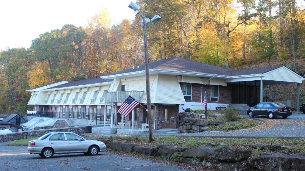 Passport Inn and Suites - Middletown