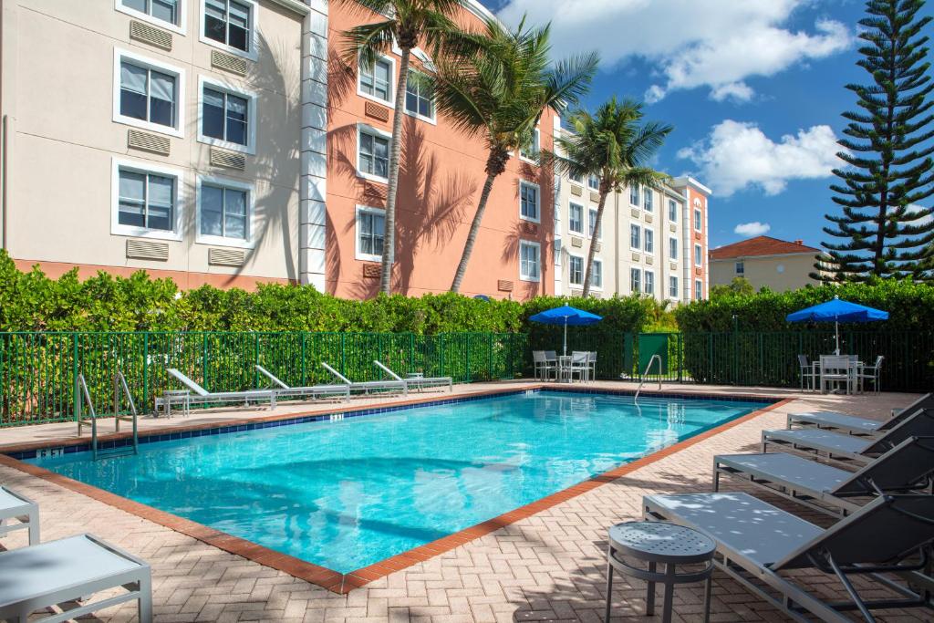 Baymont by Wyndham Miami Doral