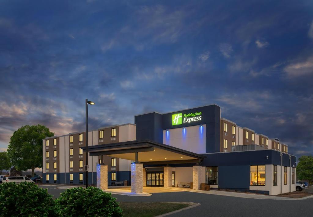 Holiday Inn Express - Minneapolis West - Plymouth, an IHG Hotel