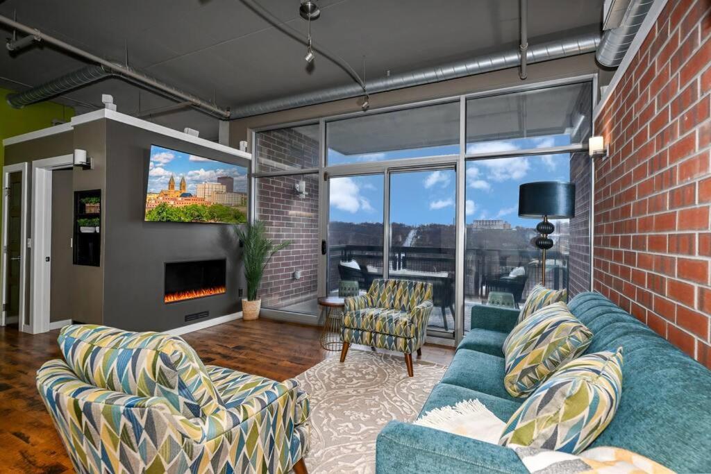 Luxury Condo in Akron Northside District