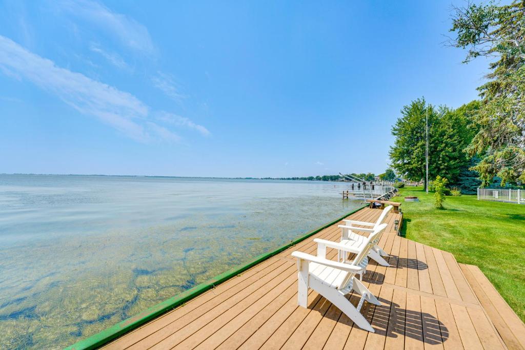 Luxury Waterfront Home in Chesterfield with Views!