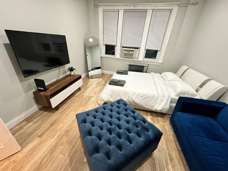 Cozy 3 BR suite, 15 min to NYC &Times Sq